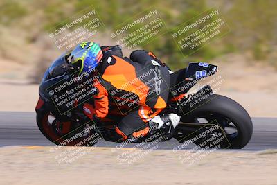 media/Nov-06-2023-Moto Forza (Mon) [[ce023d0744]]/2-Advanced Group/Session 4 (Turn 8 Inside)/